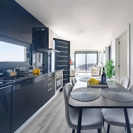 Ocean Valley By Mth Рибейра-Брава